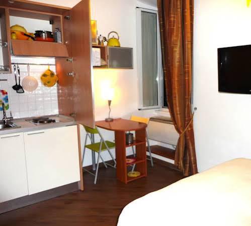 רומא Doria Suites מראה חיצוני תמונה